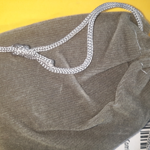 ROSE GOLD TUNGSTEN 4MM BAND - Picture 4 of 4